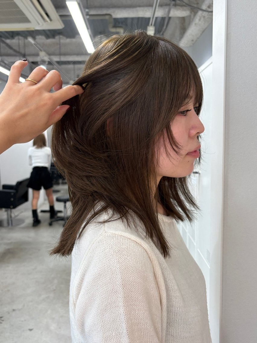 ミディアム ブリーチなし透明感 🪄aoi🤎のヘアスタイル