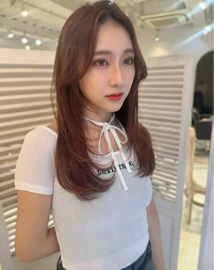 ロング レイヤーカット Ashanti 濱野のヘアスタイル