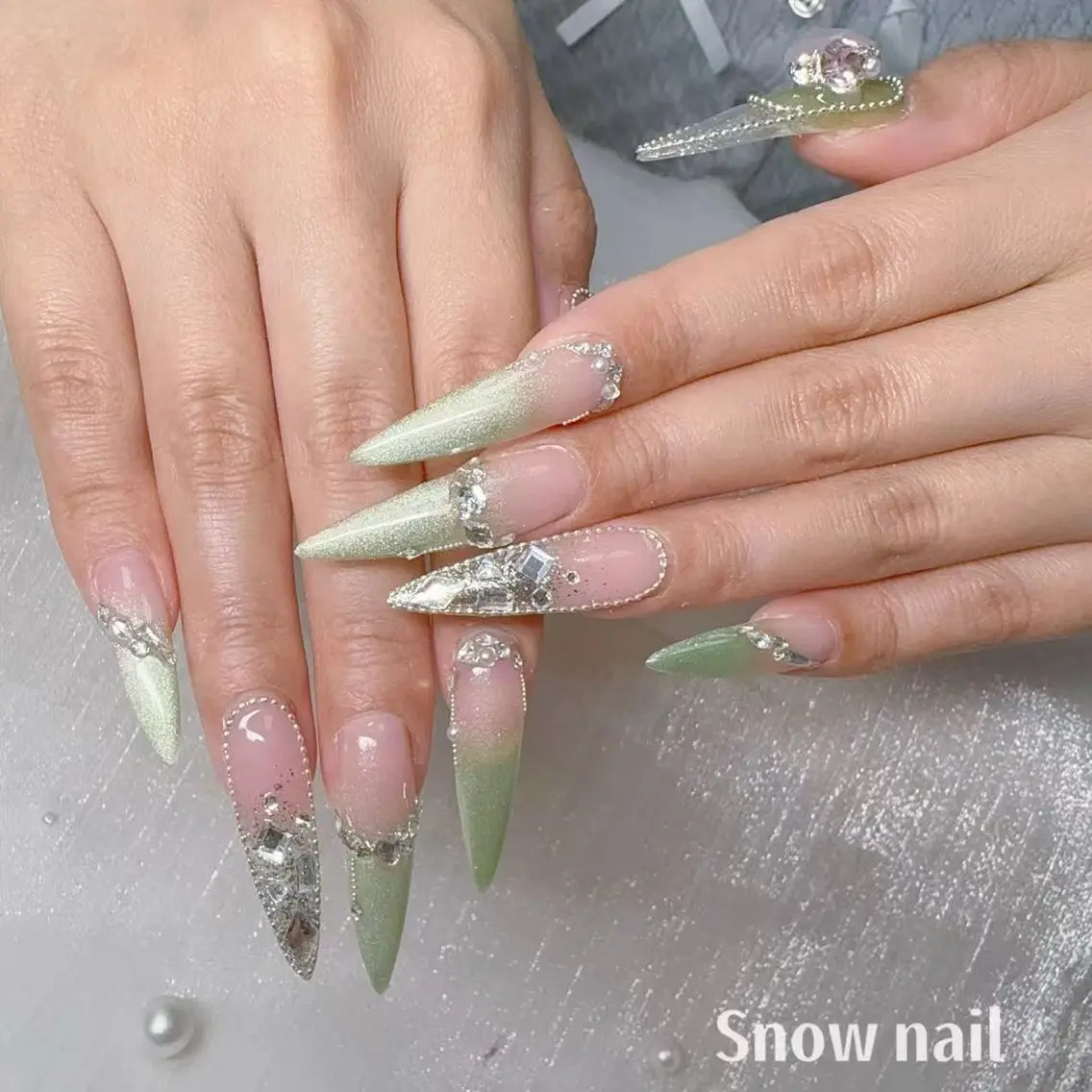 ネイル ハンドネイル snow nail salonのネイルデザイン