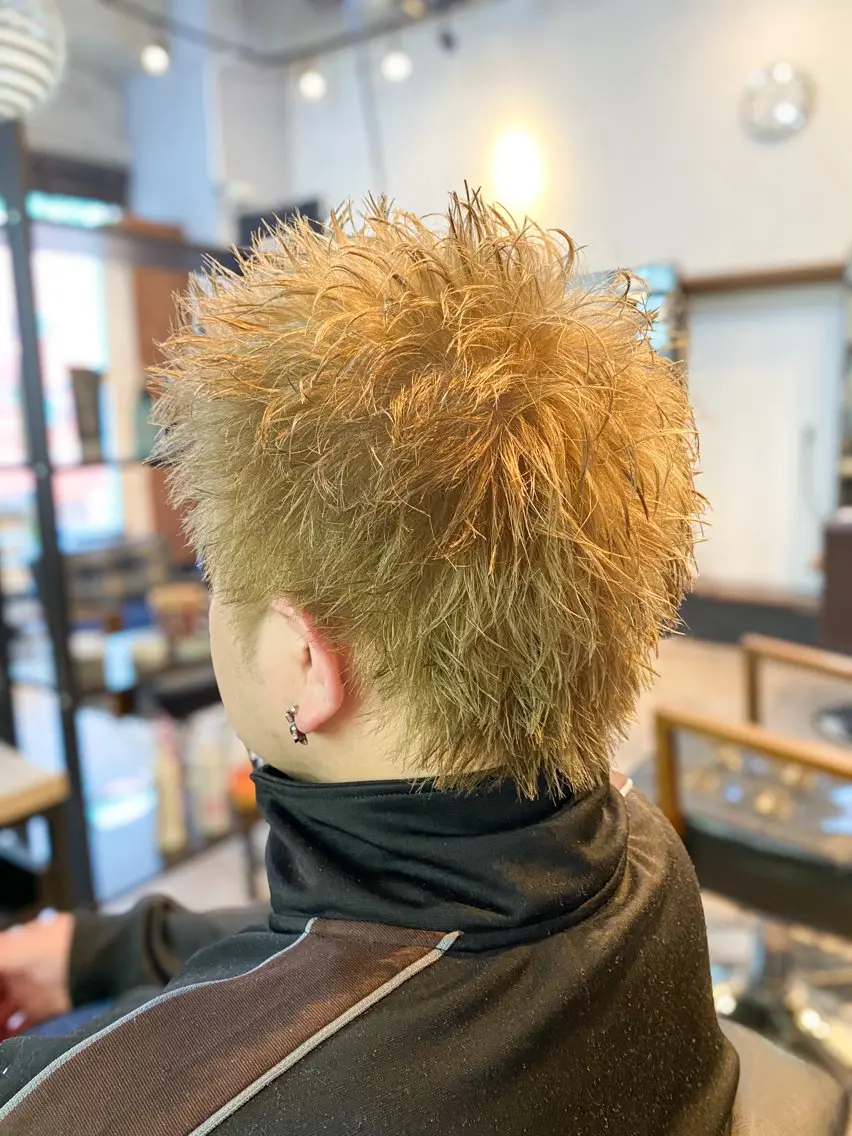 ショート カラー メンズ メンズブリーチ メンズハイトーン スパイキーショート ブリーチ ハイトーンカラー IRIE⚡️メンズ/ パーマ⚡️北川聖也のヘアスタイル