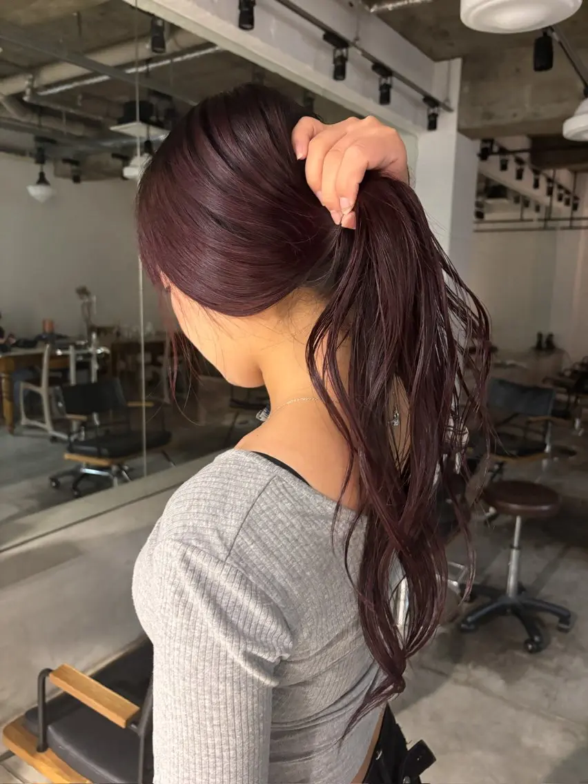 ロング ヘアカラー 江渕 明未のヘアスタイル