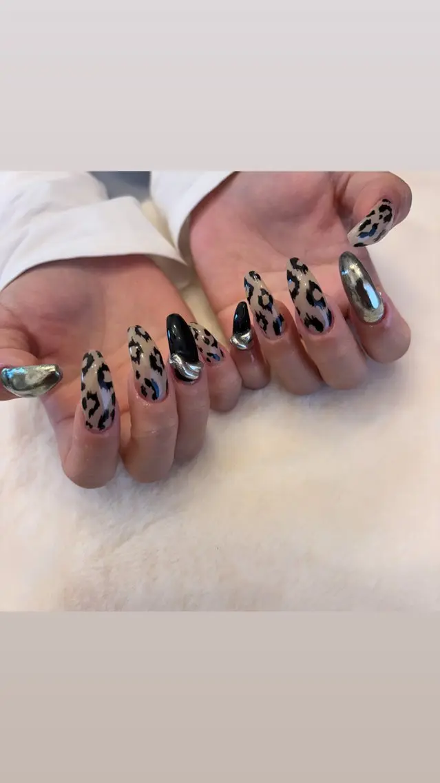 ネイル アニマル柄 ハンドネイル Sea  nail by emaのネイルデザイン
