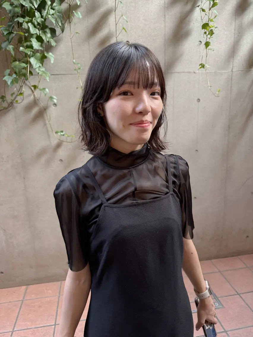 ショート パーマ 外ハネヘア カット パーマ 大橋 芽衣のヘアスタイル