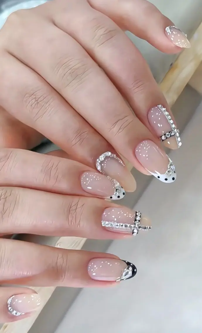 ネイル ハンドネイル WO MIAO💎のネイルデザイン