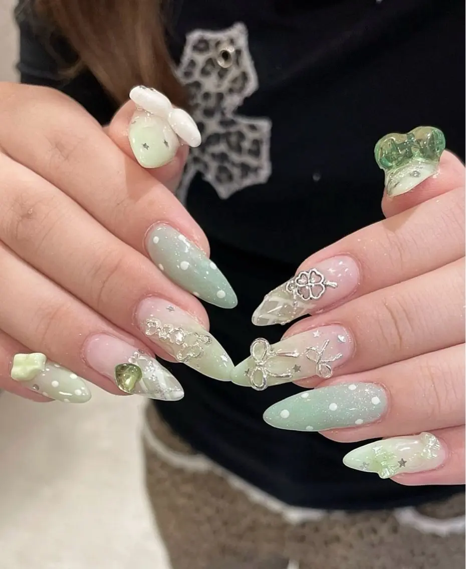 ネイル フットネイル フレンチネイル ジェルネイル マグネットネイル 持ち込み ハンドネイル Ribbonnail salonのネイルデザイン