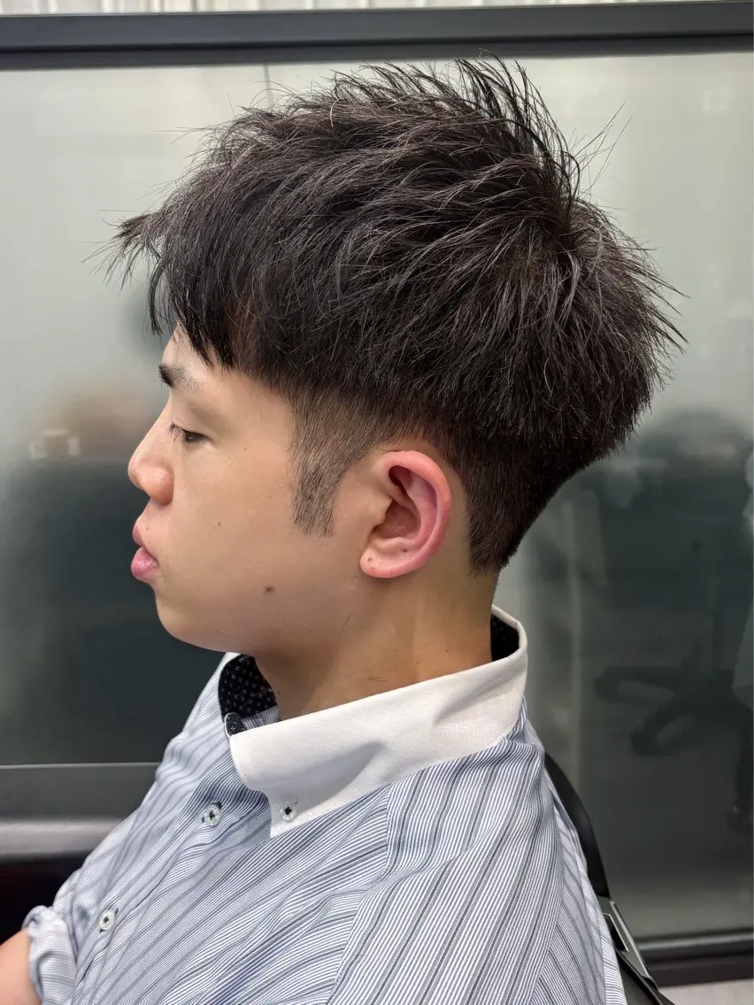 メンズ カット 白髪ぼかし大人メンズ 根本零のヘアスタイル