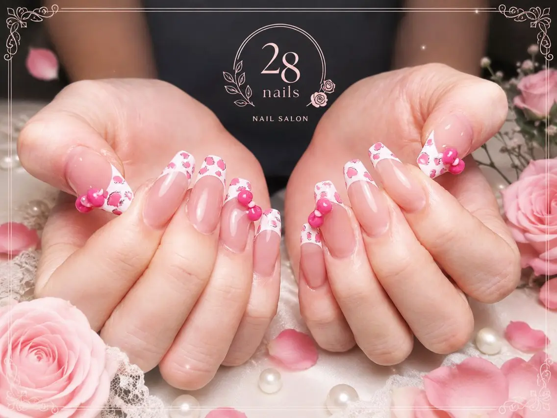 ロング ハンドネイル 28nails .thaoのネイルデザイン