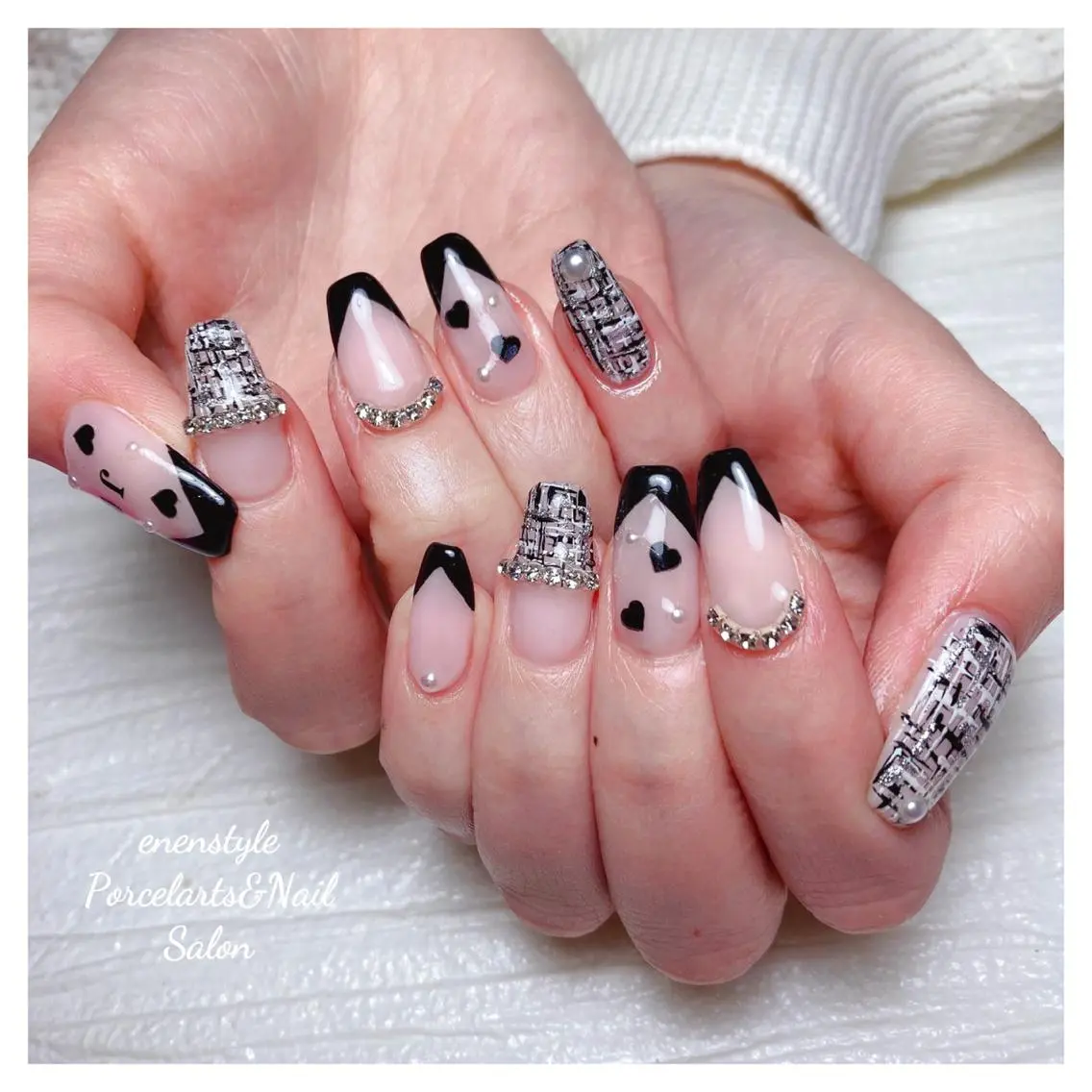 ミディアム ネイル 🐾enen style 🐾のネイルデザイン