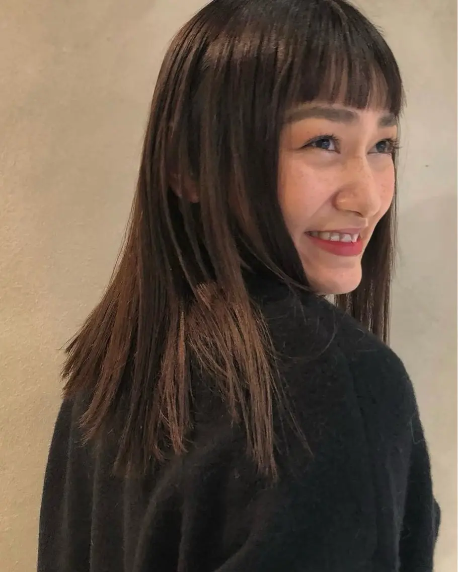セミロング オン眉 カット ヘアカラー マンツーマン施術 ♡ Moemiのヘアスタイル