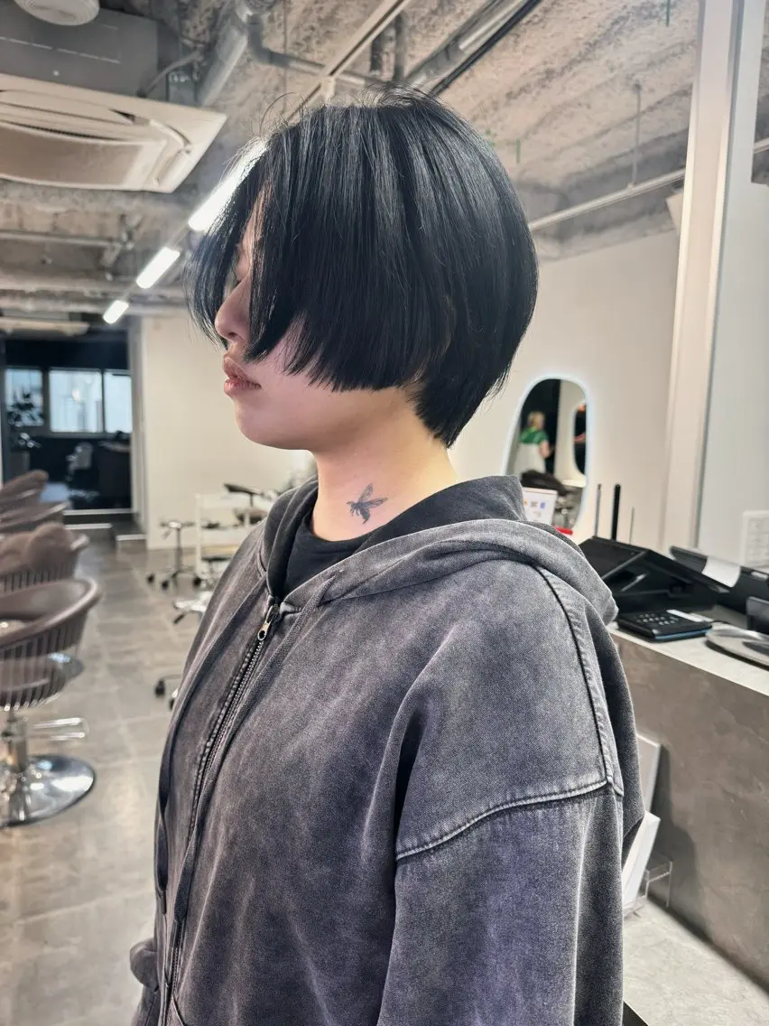 ショート カラー カット トリートメント 新宿/髪質改善/ レイヤー/サカキのヘアスタイル