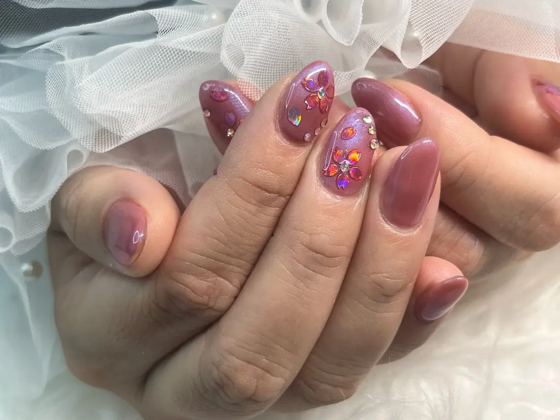 ネイル アートネイル マグネットネイル ニュアンスネイル ワンカラーネイル シンプルネイル ハンドネイル プライベートサロン N's Nailのネイルデザイン