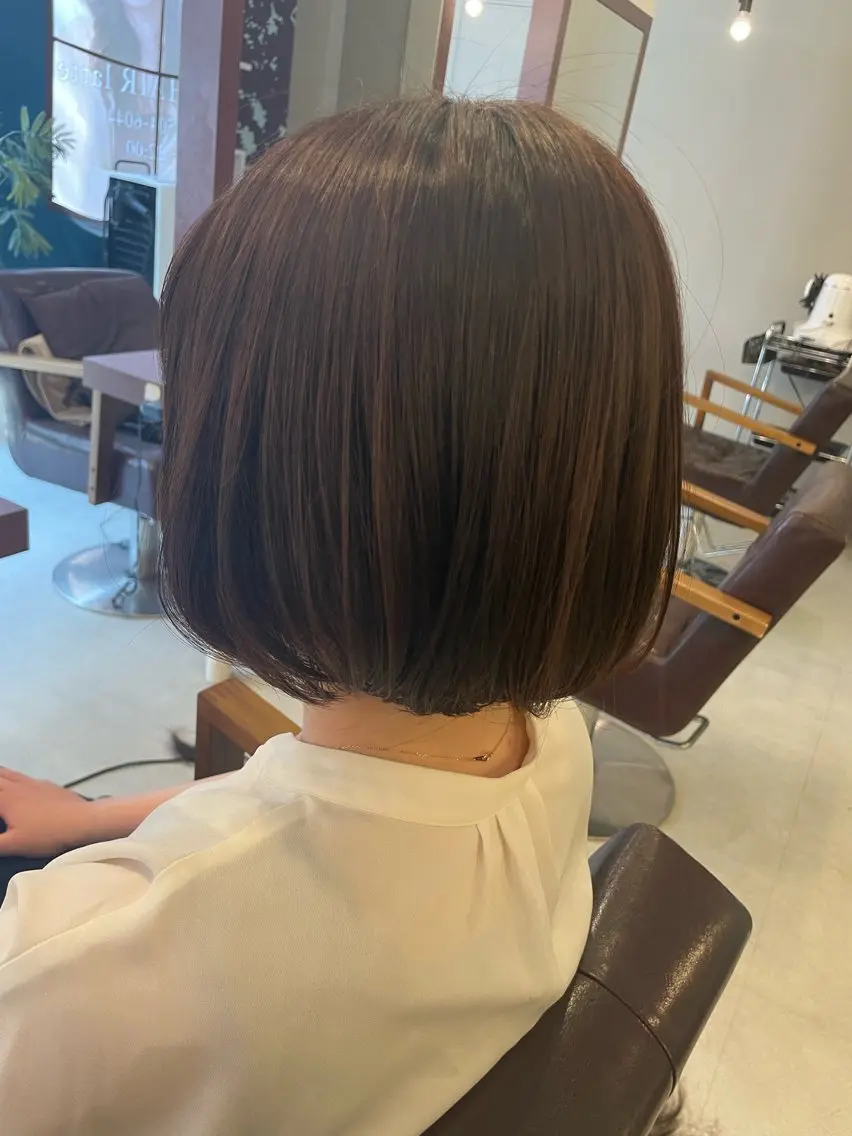 ミディアム ボブ 目見田 茜のヘアスタイル