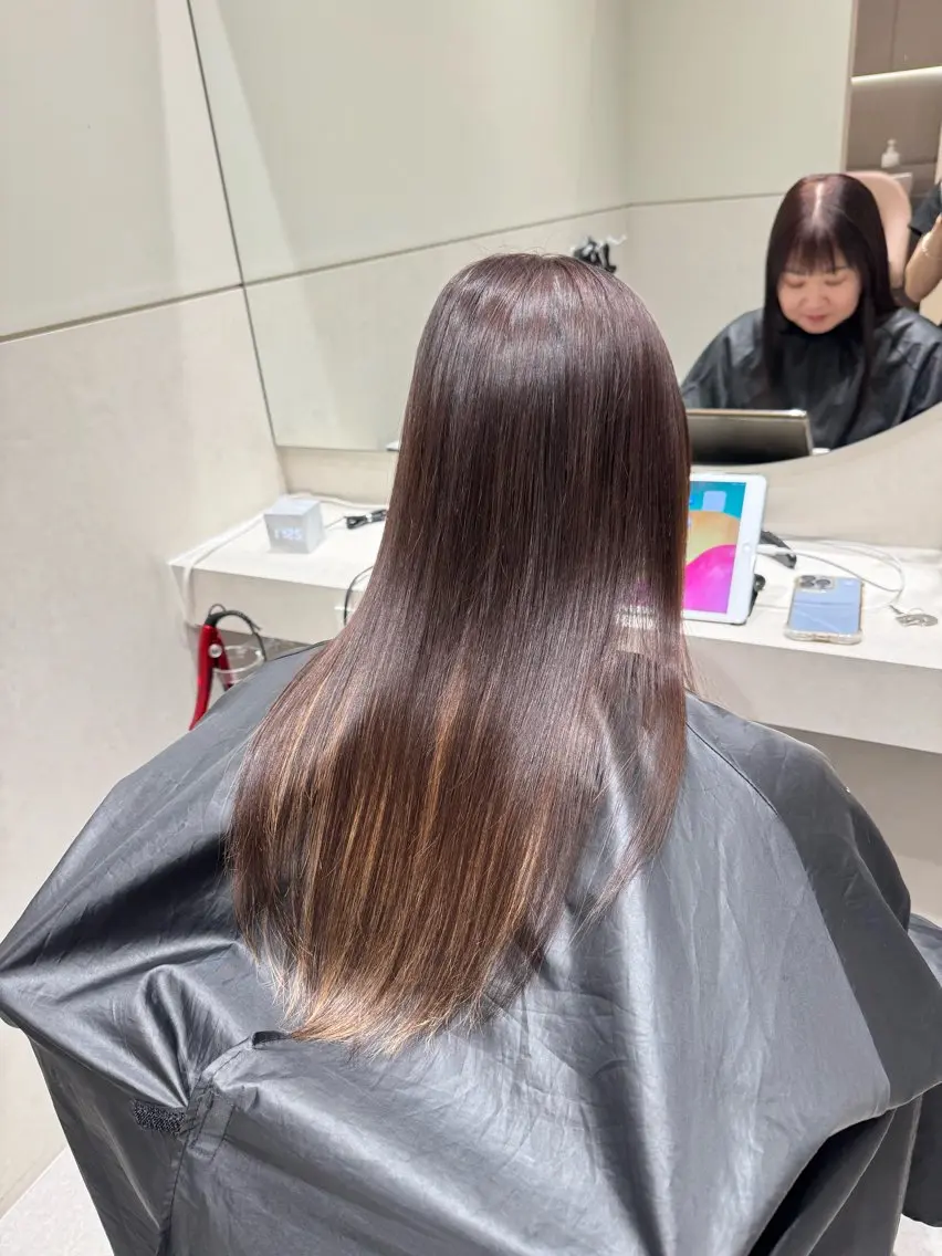 セミロング パーマ 縮毛矯正 美髪矯正/縮毛矯正 ブリーチ矯正のヘアスタイル