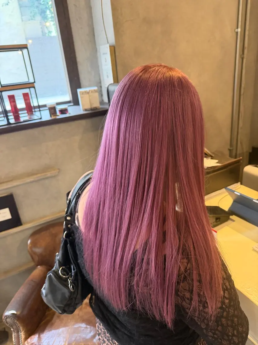 ロング ヘアカラー 💖撃！激🔥 可愛カラーKAO💖のヘアスタイル
