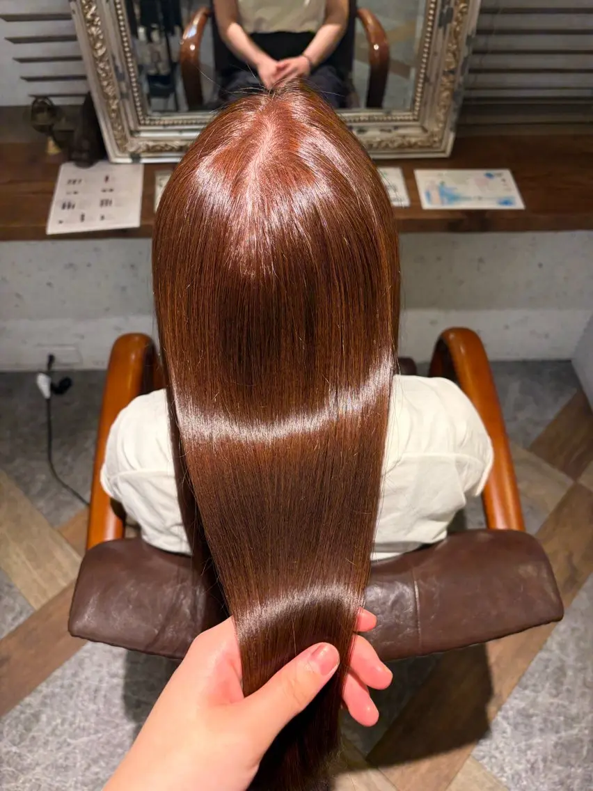 ロング カラー ヘアカラー トリートメント 加部 采音のヘアスタイル