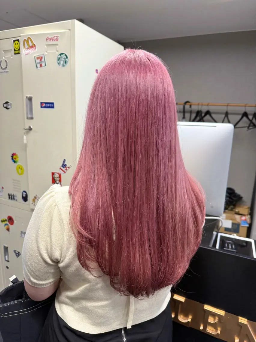 カラー ブリーチ ラベンダーカラー ラベンダーピンク ピンクカラー 🎀 MIHO🎀のヘアスタイル