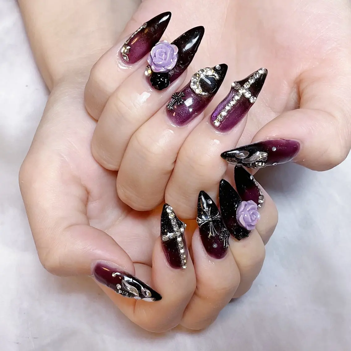 ネイル ハンドネイル 🍭Yun nail hyejin🌸のネイルデザイン
