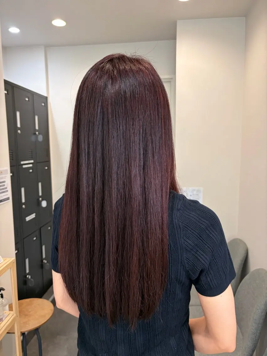カラー ボルドーカラー カット ヘアカラー 奥村 奈々加のヘアスタイル