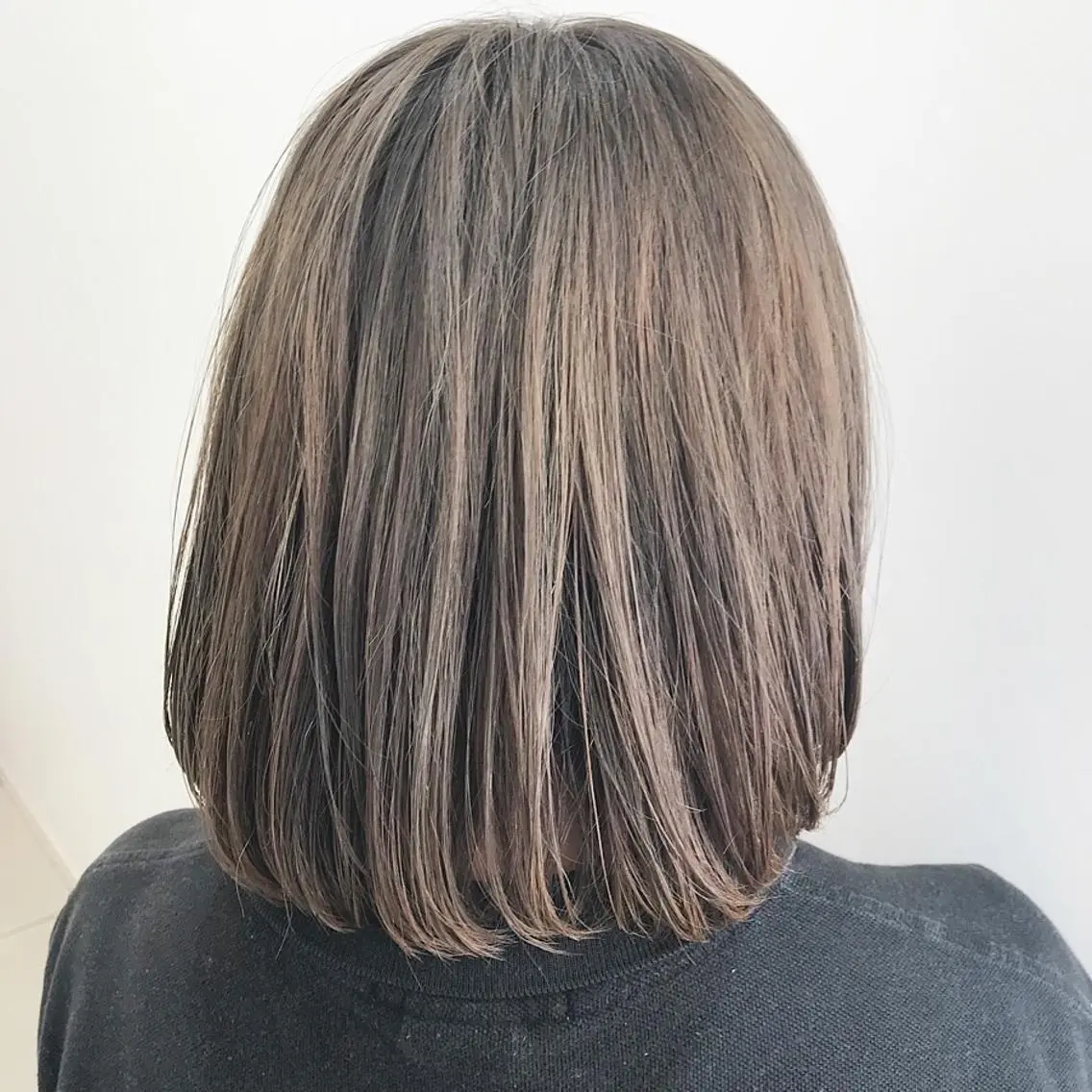 ショート カラー 店長 大方康暉のヘアスタイル