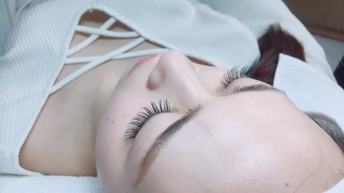 ロング カラー パーマ ヘアアレンジ キッズ ネイル マツエク・マツパ brille ~eyelash~のヘアスタイル