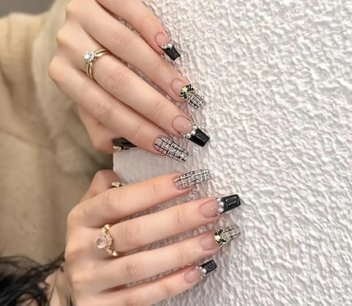 ネイル ハンドネイル ハンドケア 🍑 momo_nailのネイルデザイン