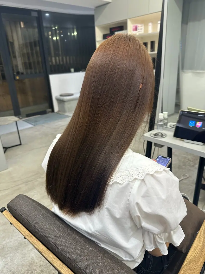 ロング 縮毛矯正 絶対綺麗な暖色カラー 🎯あります✨増渕✨のヘアスタイル