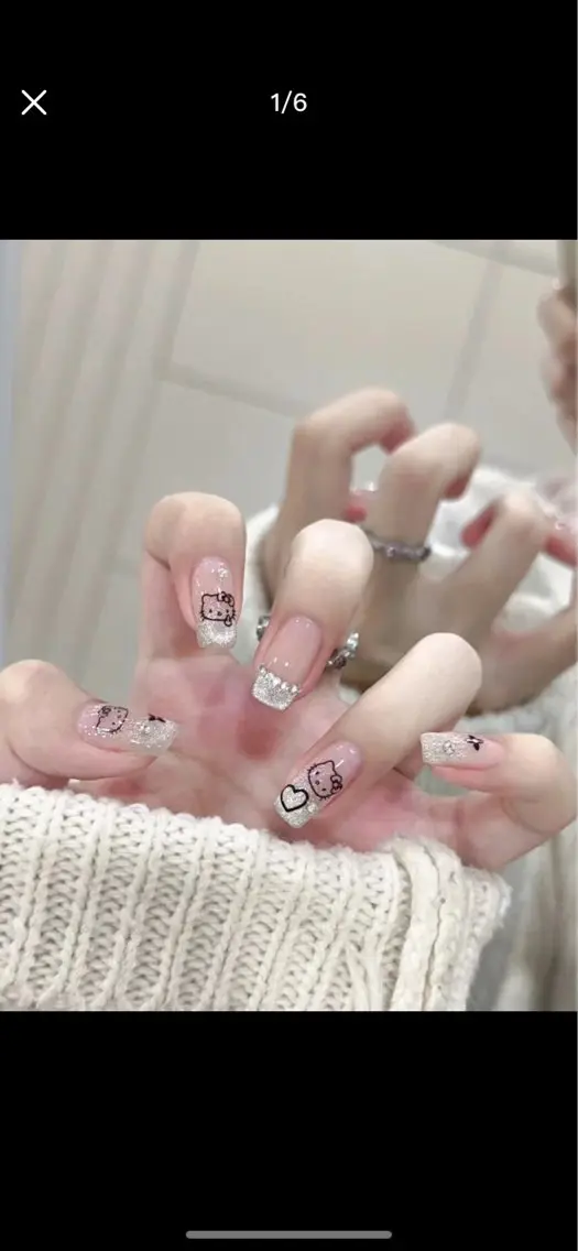 ネイル  Nail 秋(アキ)のネイルデザイン