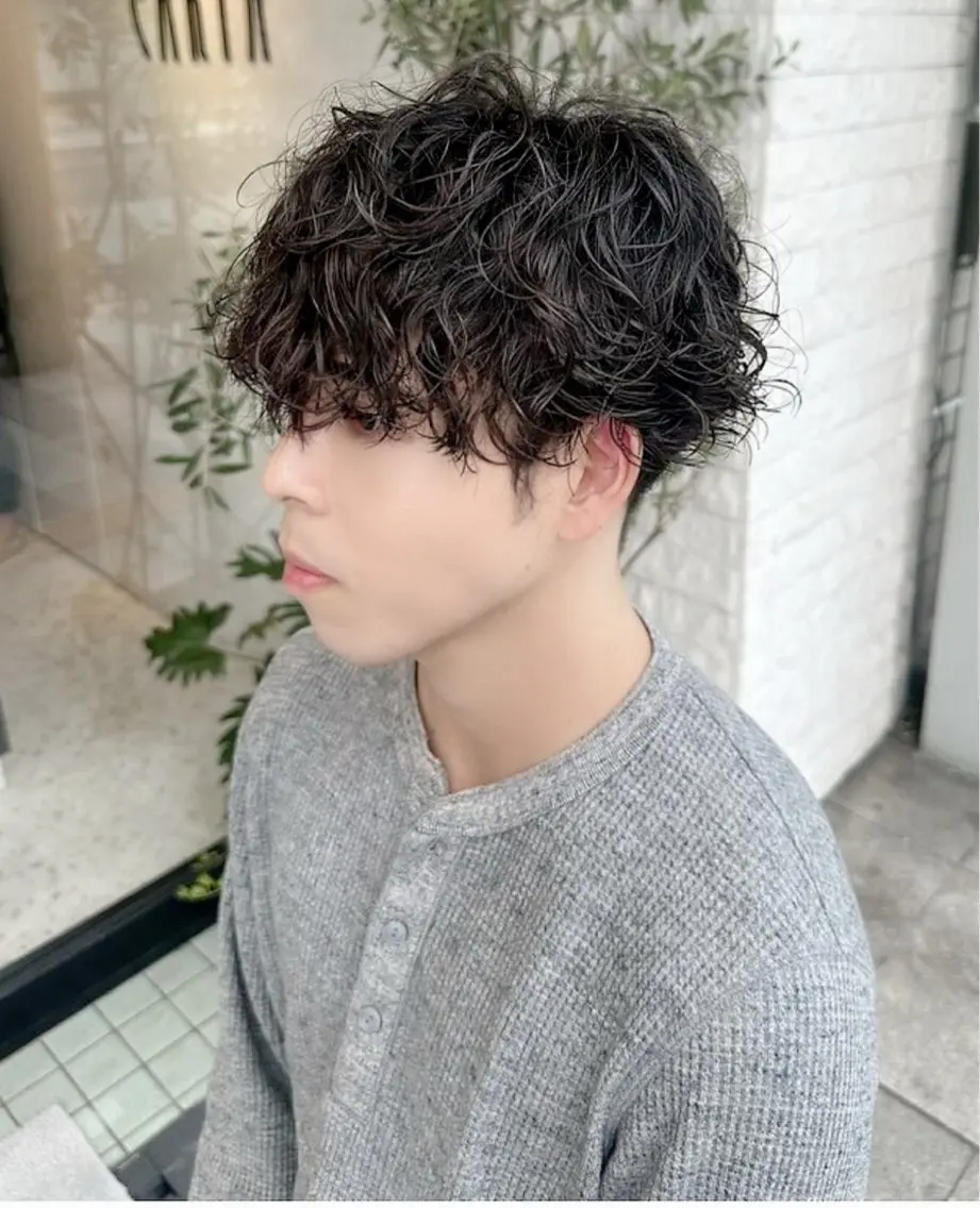 メンズ マッシュ メンズパーマ メンズツイストパーマ ツイストパーマ 山路 悠佳のヘアスタイル
