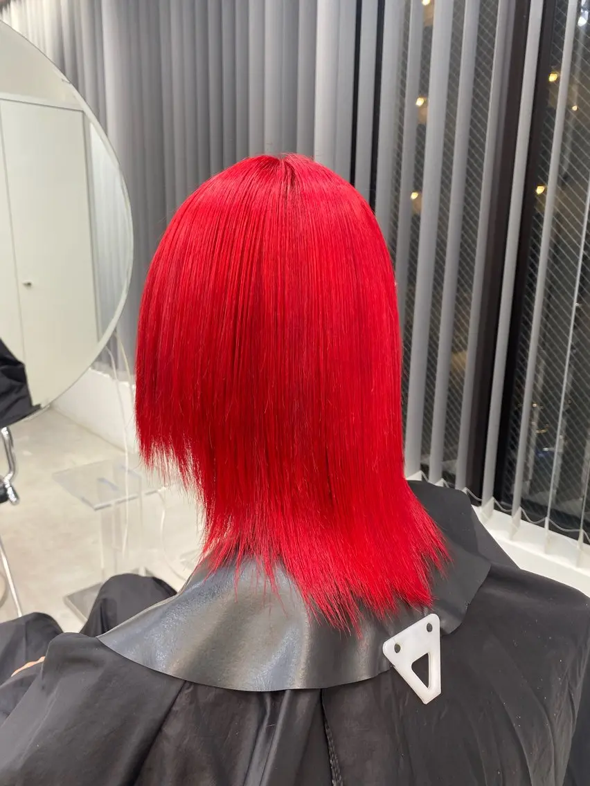 カラー レッドカラー 漆崎 相美のヘアスタイル