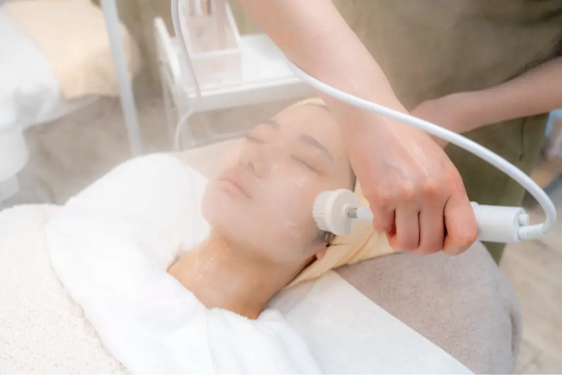 【練習モデル💆🏻♀️】人気No.1フェイシャルメニュー🫧資格取得済みスタッフ🫧の写真