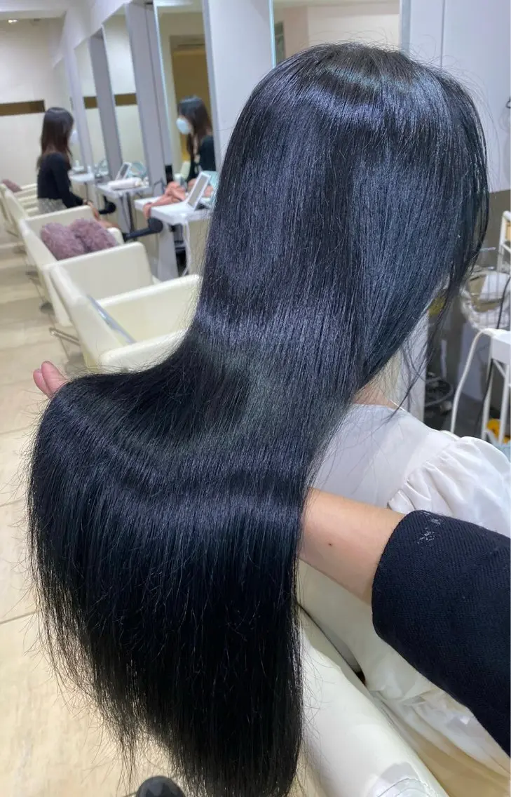 ロング カラー 黒髪 ブルーカラー ブルーブラック トリートメント 池袋/縮毛矯正/ 髪質改善/【光輝】のヘアスタイル