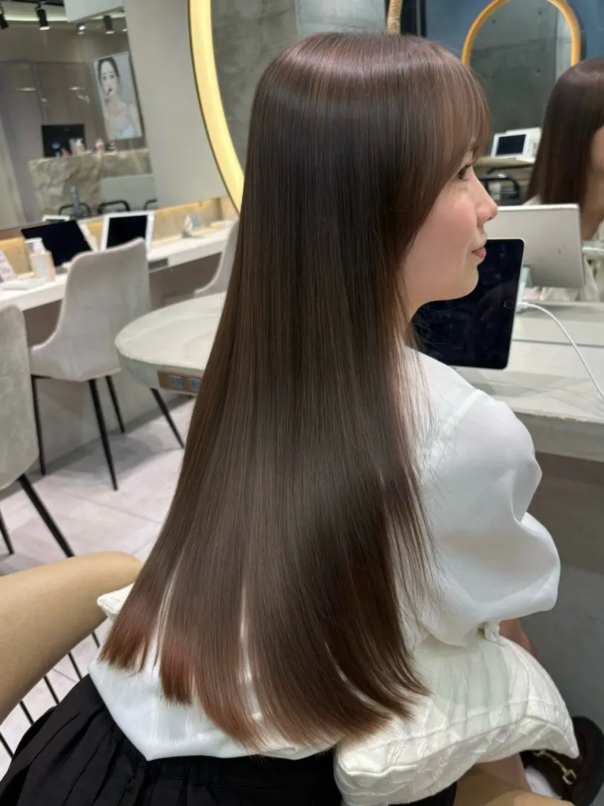 ロング 縮毛矯正 トリートメント 福岡縮毛矯正✨️ ストレート 向井和輝のヘアスタイル