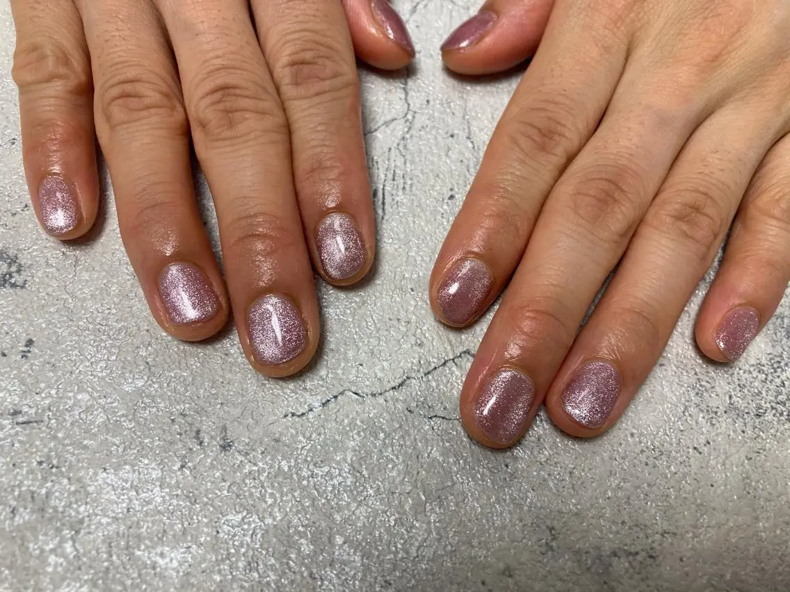 ネイル マグネットネイル ピンク mogunail &blowのネイルデザイン