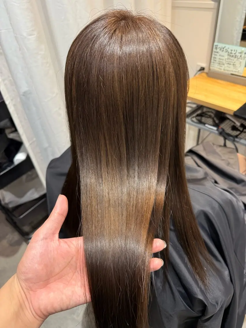 ロング 縮毛矯正 カット ヘアカラー トリートメント TAKA 【髪質改善】のヘアスタイル