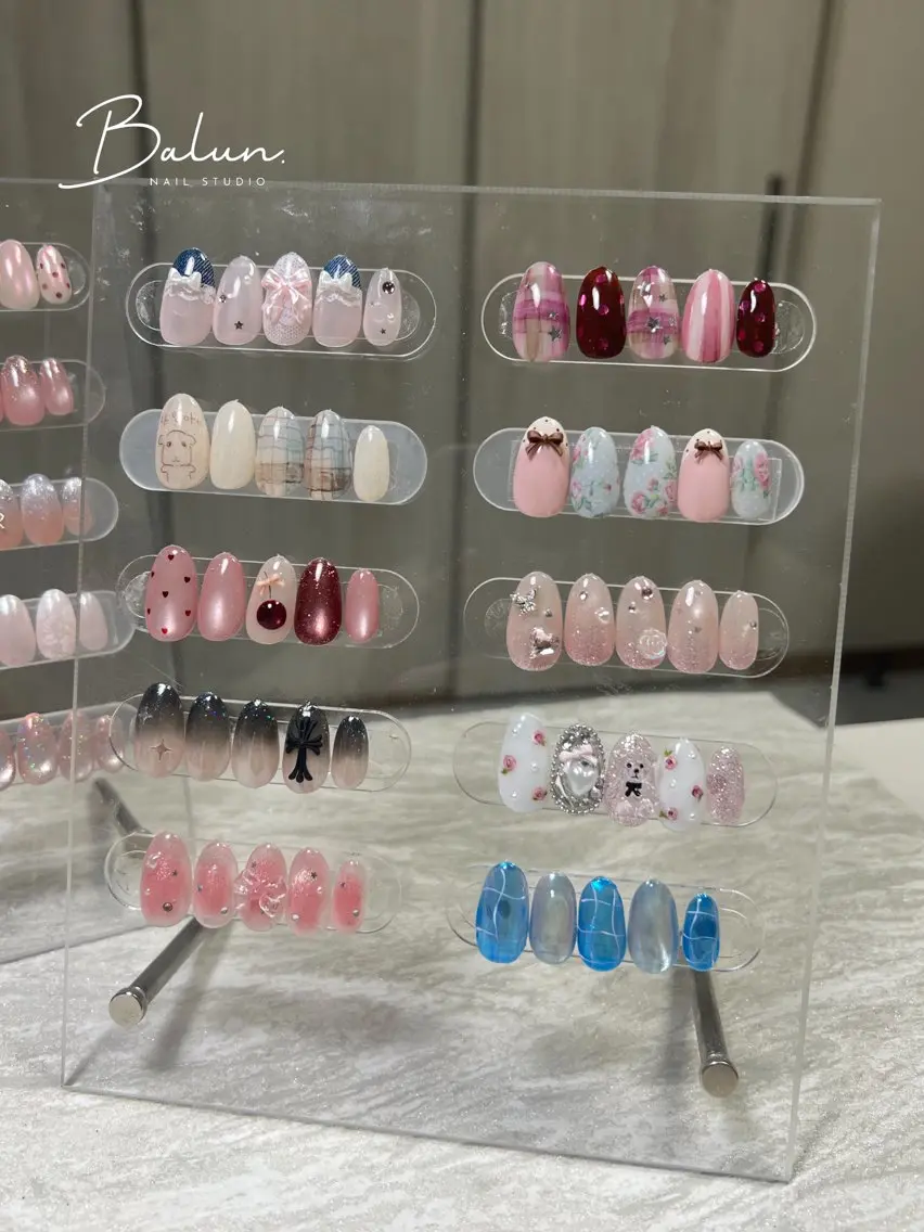 【10種から選べる！】アート多め定額デザインネイル🎨🍒✨の写真