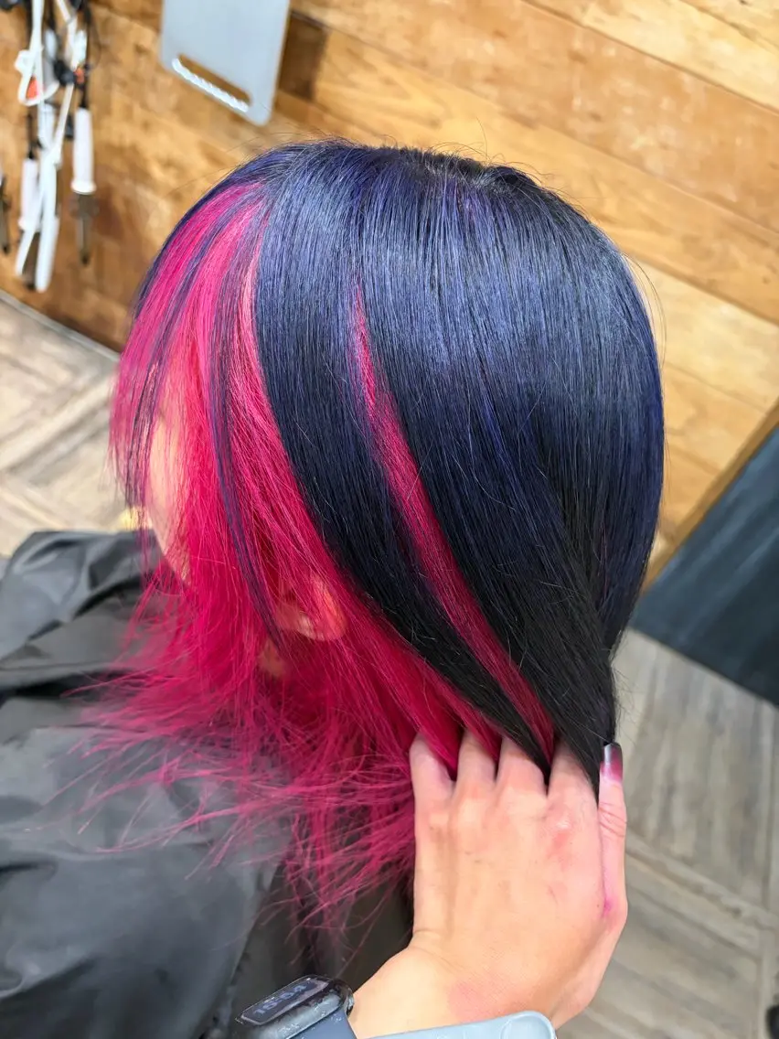 カラー インナーカラー ピンクカラー ヘアカラー La fith 新田のヘアスタイル