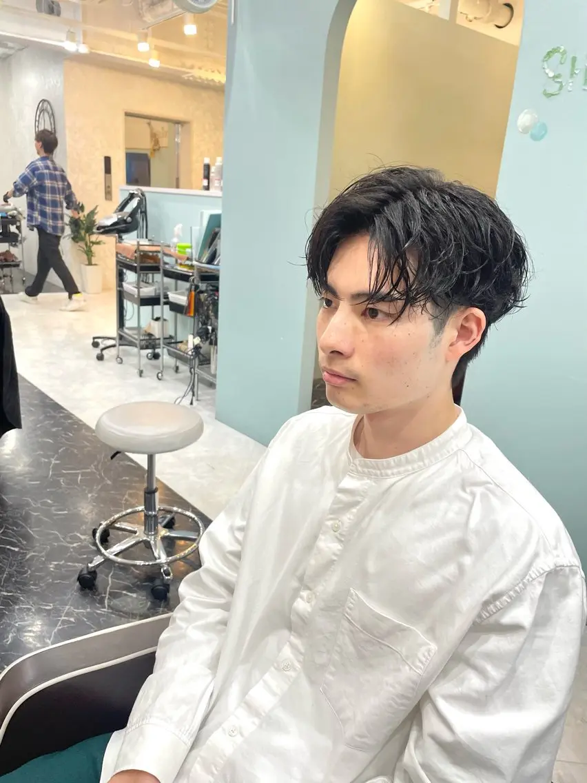 メンズ カット パーマ 亀川蓮 Agu hairのヘアスタイル