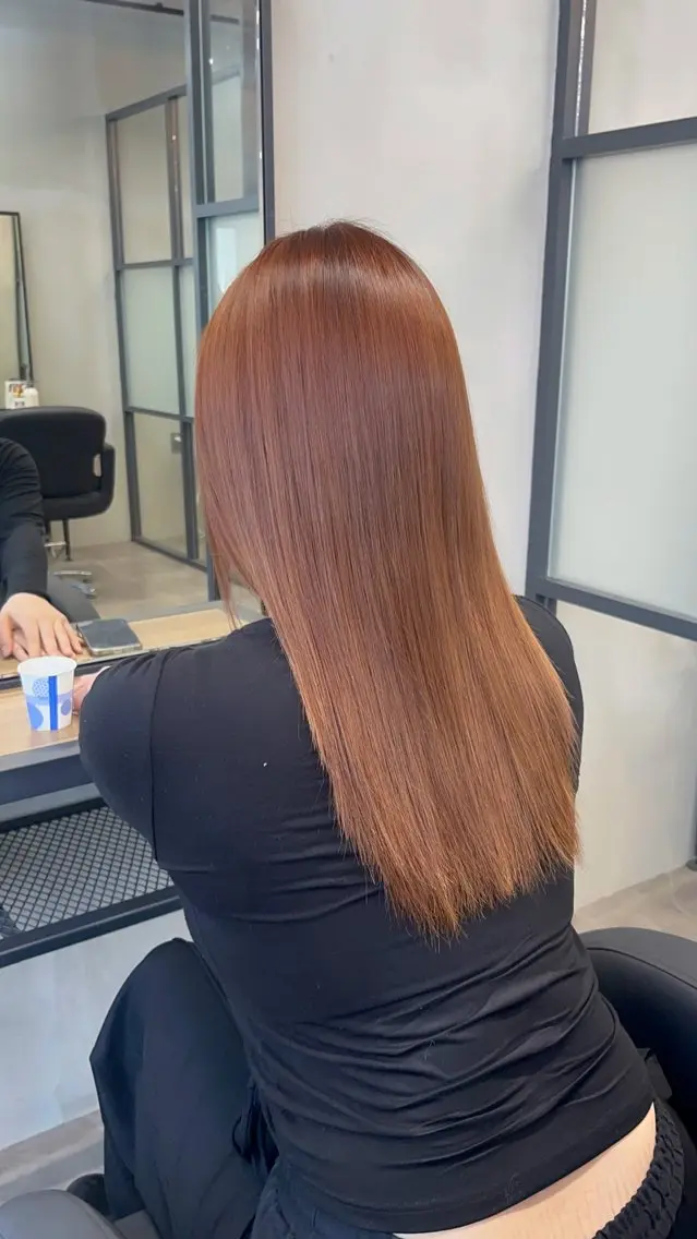 カラー 今井 花音のヘアスタイル