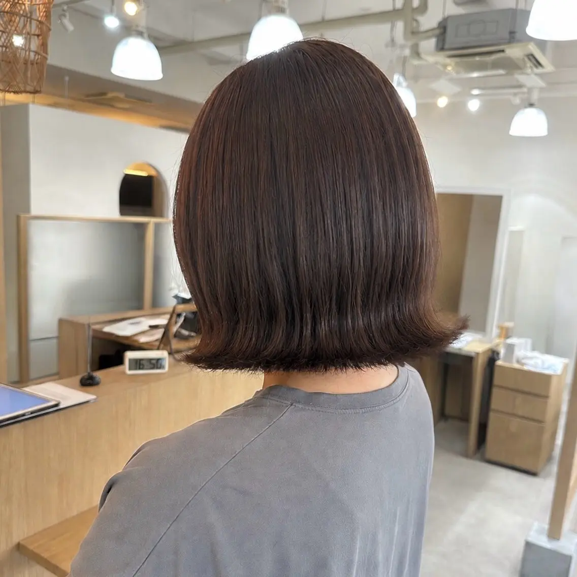 ミディアム カラー 近藤 優羽のヘアスタイル