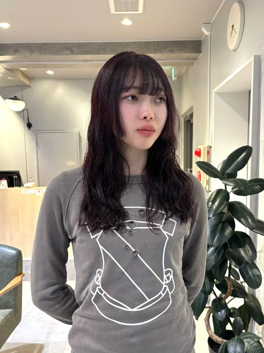 ロング カラー レッドカラー ヘアカラー りあの🎀 /暖色カラー🍒のヘアスタイル