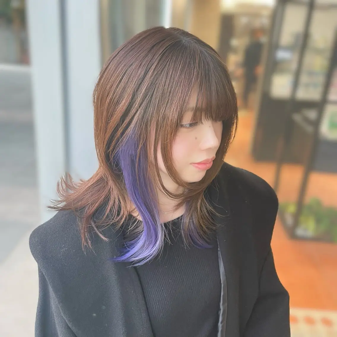ミディアム パープルカラー ヘアカラー トリートメント ⭐️韓国ブリーチ 顔周りカット⭐️のヘアスタイル