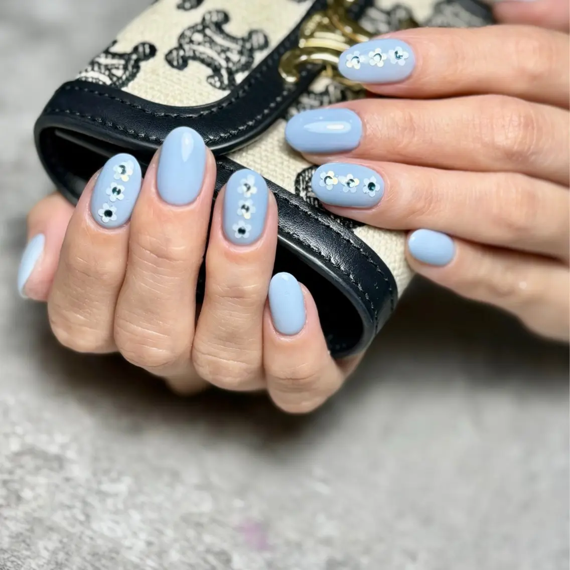 ネイル Snow ユユのネイルデザイン