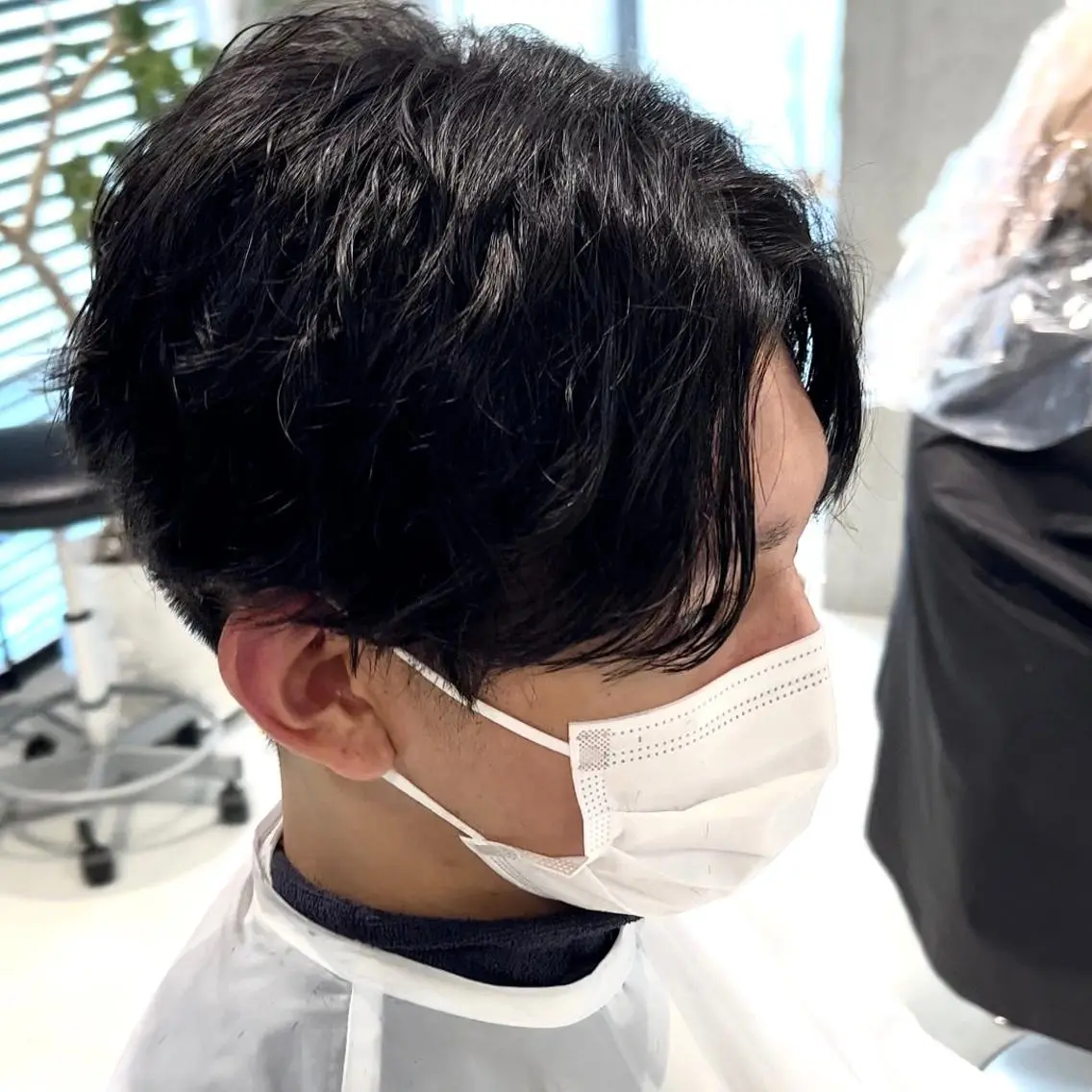 ショート カラー パーマ メンズ アイブロウ カット パーマ トリートメント ヘアセット 丁寧なカウンセリング 🌿Chiemi🌿のヘアスタイル
