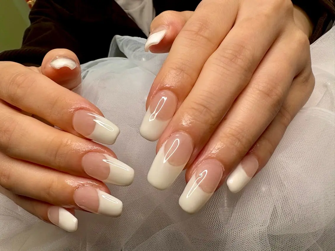 ネイル フレンチネイル ハンドネイル 新宿マグネット Mii Nailのネイルデザイン