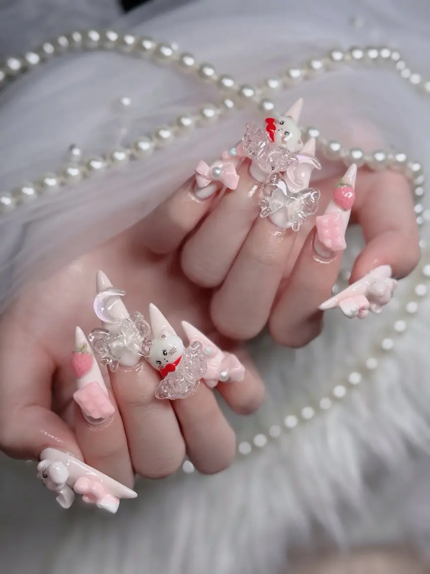 ネイル アートネイル ボルドー フレンチネイル ジェルネイル 氷ネイル・うるうるネイル ハンドネイル H.baby Nail Salonのネイルデザイン