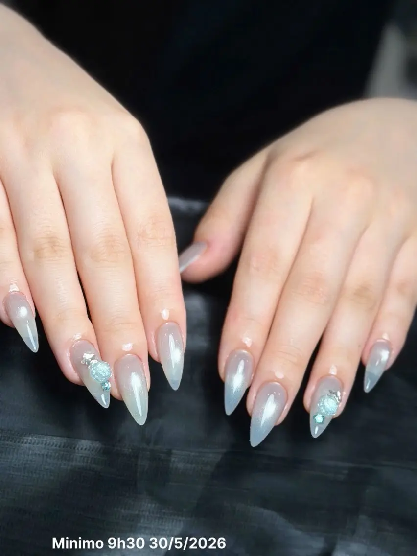 ネイル キラキラネイル マグネットネイル ぷっくりネイル 春ネイル ワンホンネイル ハンドネイル Candy Nailのネイルデザイン
