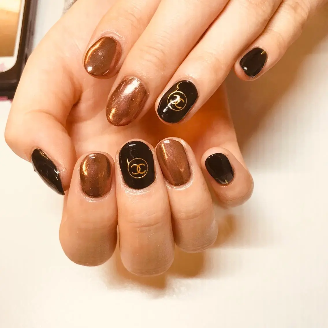ネイル ミラーネイル ピンク ハンドネイル nail roomのネイルデザイン