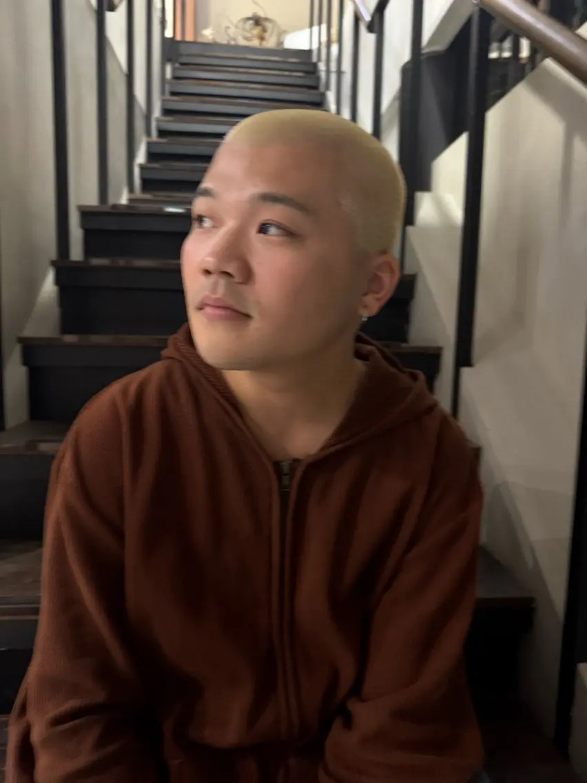 ショート fashionに溶け 込む透明感カラーのヘアスタイル