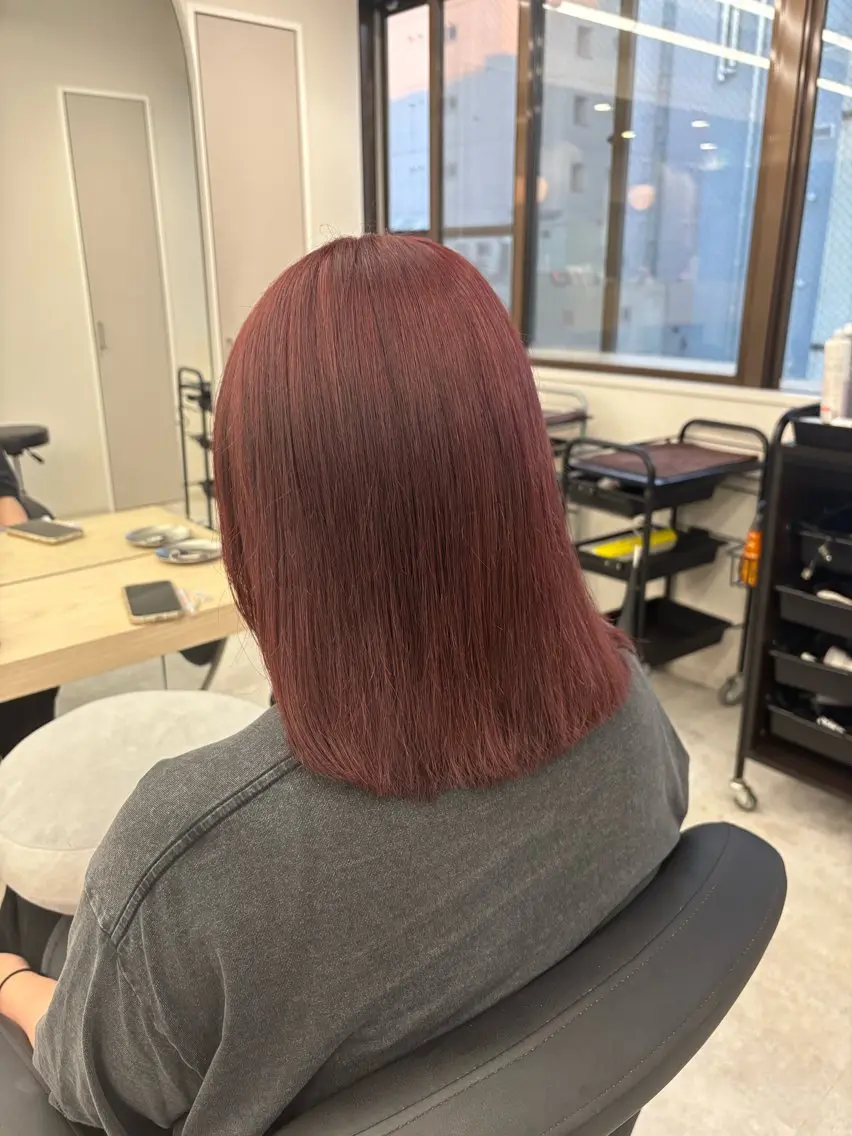 カラー ブリーチ ボルドーカラー ブリーチなしカラー ヘアカラー トリートメント Nao 【EIGHT札幌】のヘアスタイル