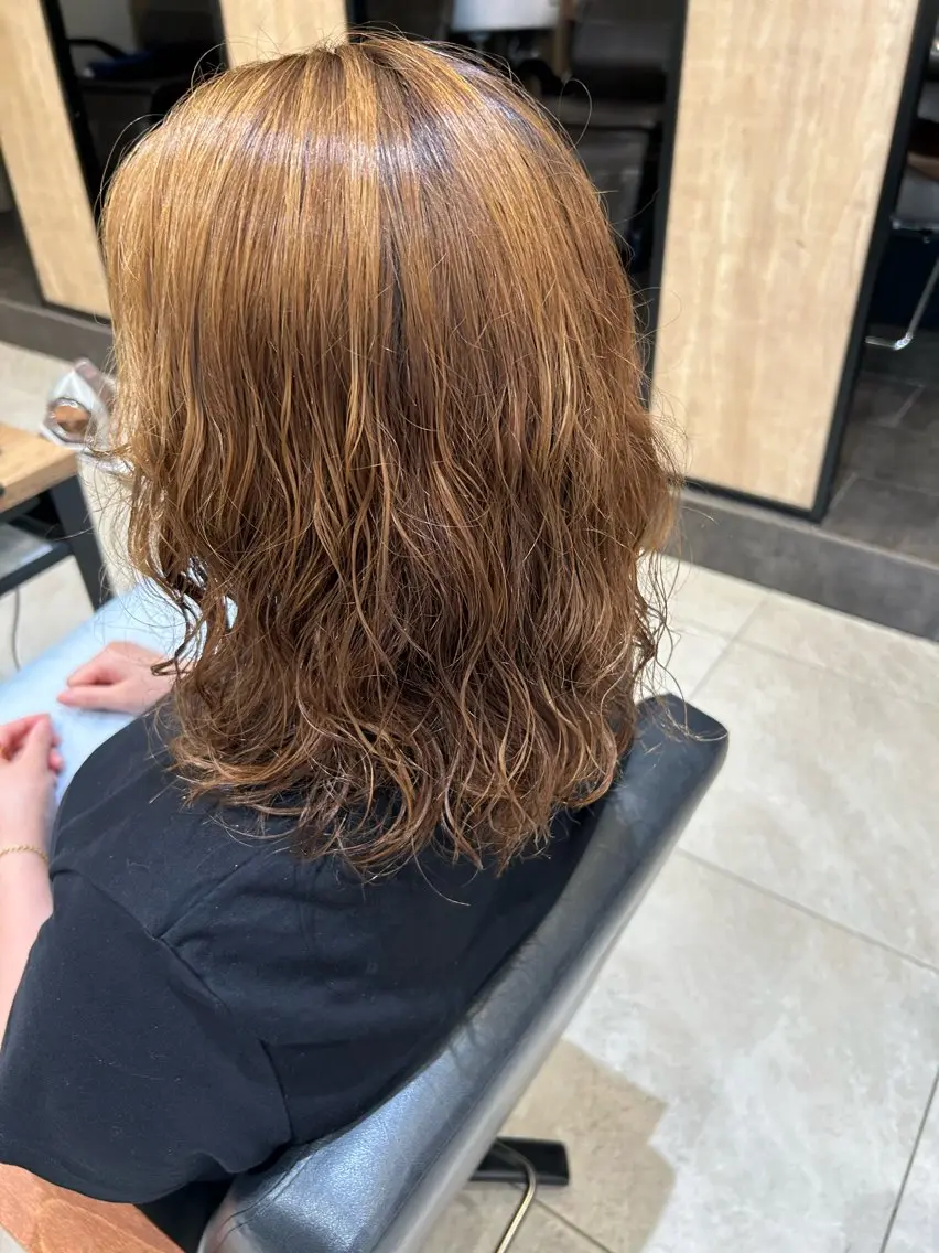 ミディアム ミディアムパーマ 横田 まおのヘアスタイル